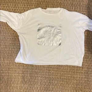 Planet brand White 3/4 Sleeve Shirt with Silver Graphic